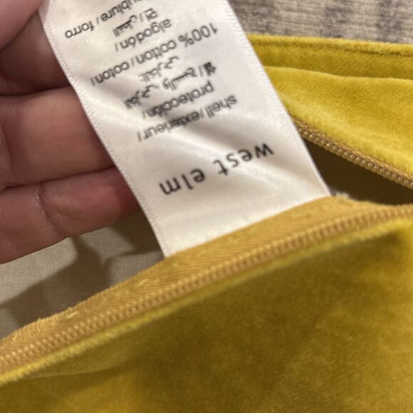 Lot 2 NEW West Elm Washed Cotton Velvet Pillow Cover 18”x18” Dark Horseradish - Picture 10 of 10